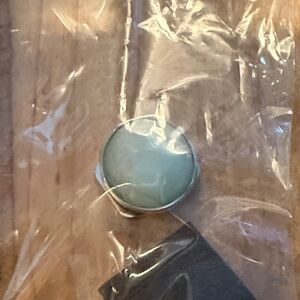 Round stone green, keep collective charm in silver